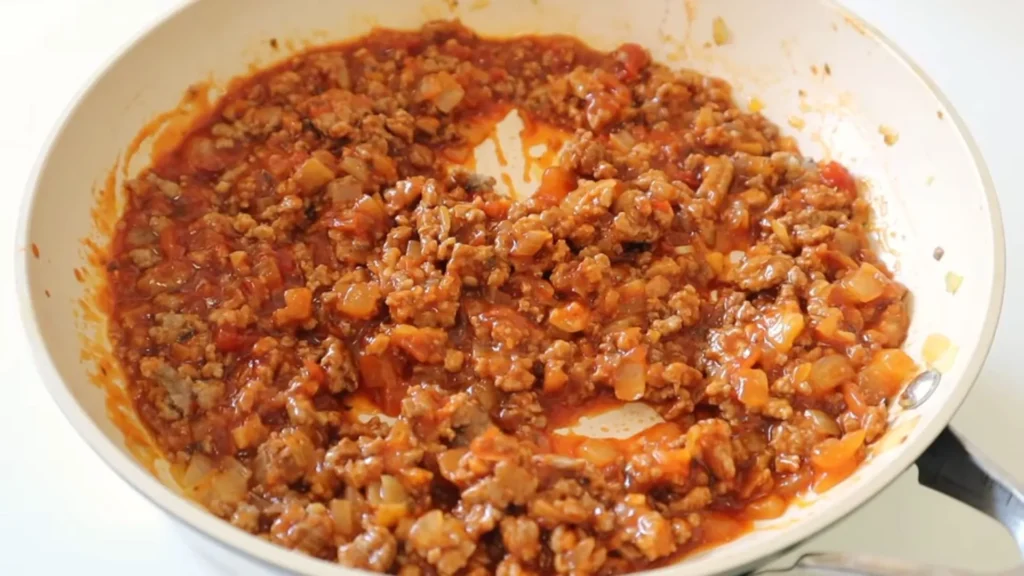 Easy Lasagna Soup Recipe 3 Ground beef cooking in pot with onions and garlic