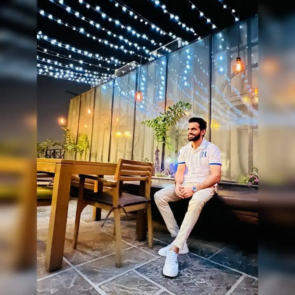 Maan, the founder and digital operator of Home and Fiesta recipe blog.
